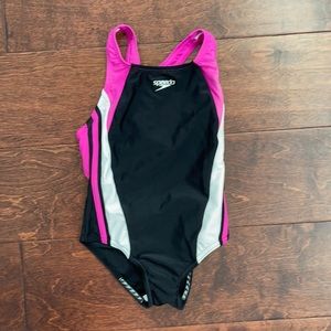 Speedo 1 piece swim suit